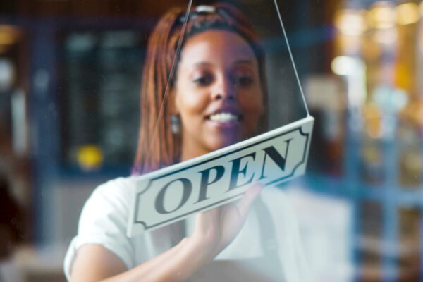 U.S. restaurant first-year failure rates 2018–2025 showing historic drop to 0.9% in 2025